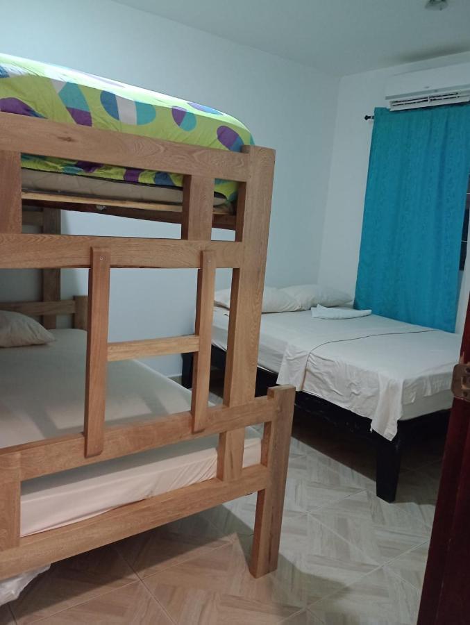 Apartahotel Eden Coveñas Екстериор снимка