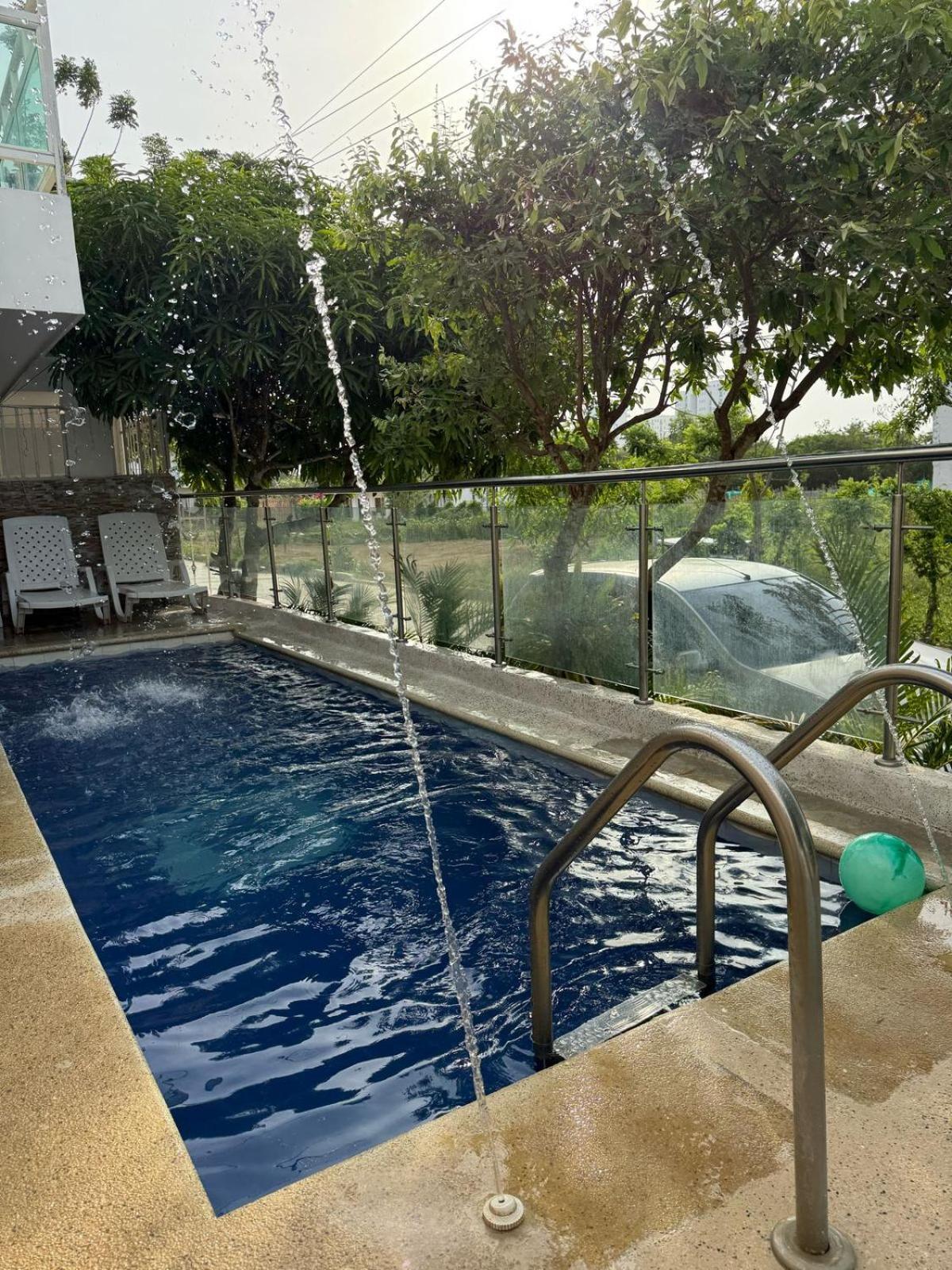 Apartahotel Eden Coveñas Екстериор снимка